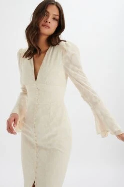 LAUREN Fluted Sleeve Maxi Dress In Cream Floral Textured Chiffon 8 LAUREN Fluted Sleeve Maxi Dress In Cream Floral Textured Chiffon -Wedding Guest Dresses Sales LA 281DS36 BEI 2540